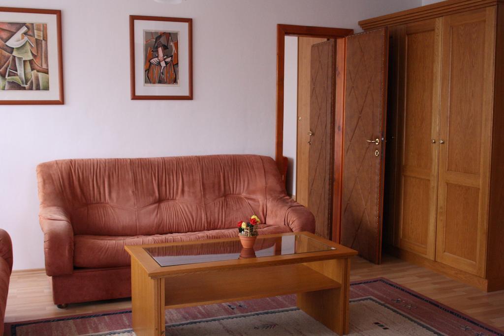 Penzion Koras Vrútky Kamer foto