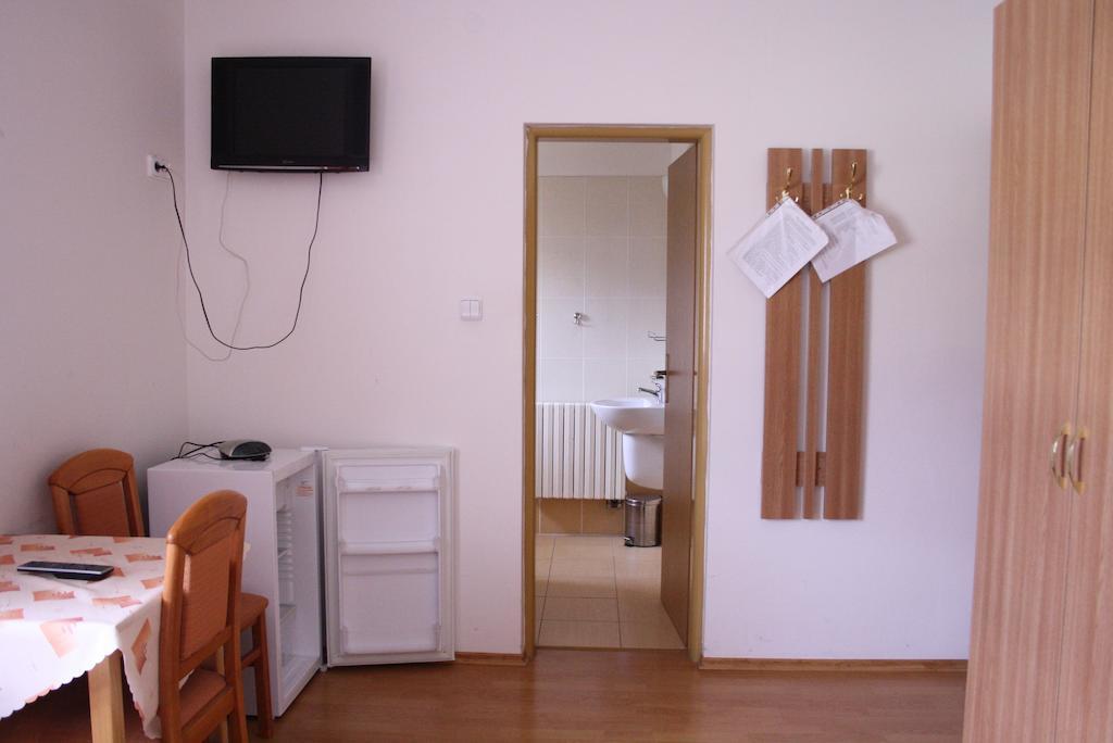 Penzion Koras Vrútky Kamer foto