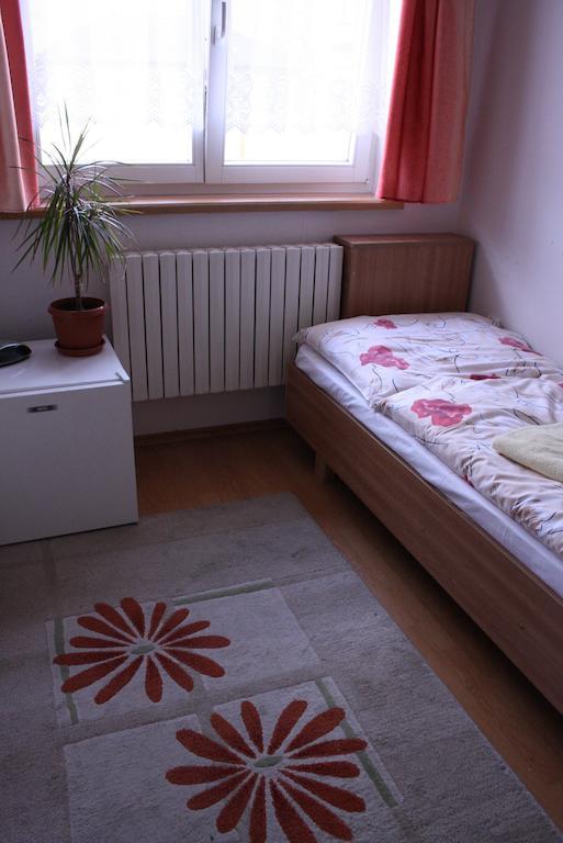 Penzion Koras Vrútky Kamer foto